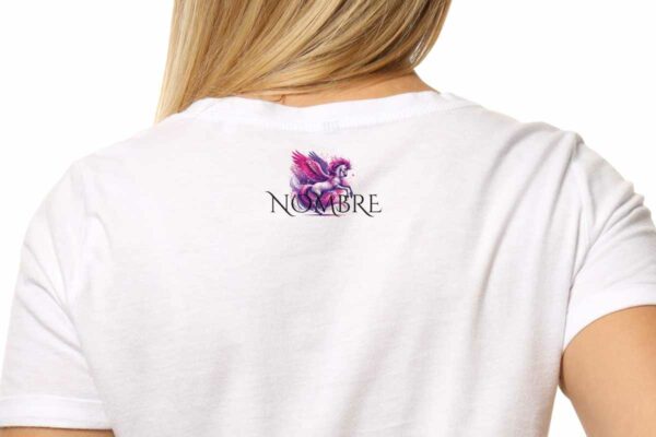 CAMISETA PEGASO MORADO PERSONALIZADA CON EL NOMBRE. - Imagen 3