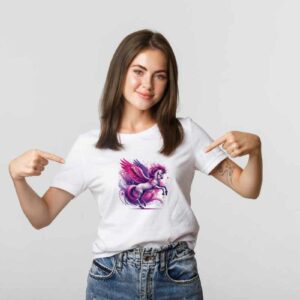 CAMISETA PEGASO MORADO PERSONALIZADA CON EL NOMBRE.