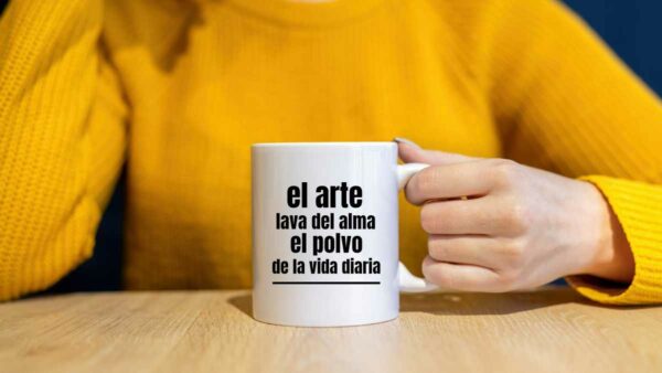 TAZA CON FRASE DIVERTIDA MODELO 03